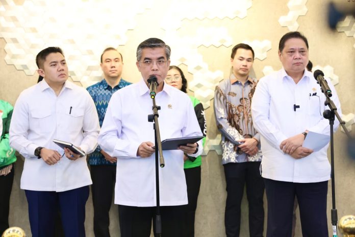 Menaker Imbau Perusahaan Aplikasi Transparan dalam Pemberian BHR Keagamaan 2026 - 1