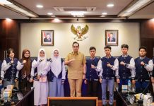 Bawa Nama Indonesia, Rico Waas Lepas 10 Pelajar Medan ke Ipoh Malaysia
